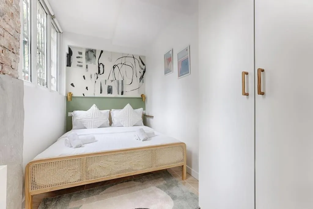 Mykeypers - Chic & Elegant Flat 2Br/6P- Republique Apartment Paris