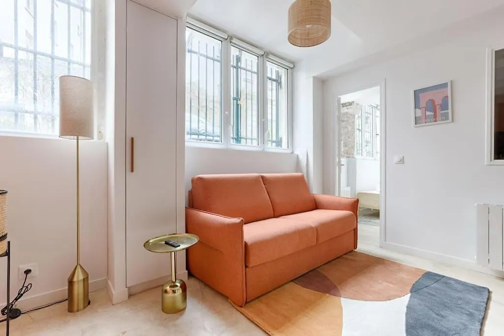 Mykeypers - Chic & Elegant Flat 2Br/6P- Republique Apartment Paris