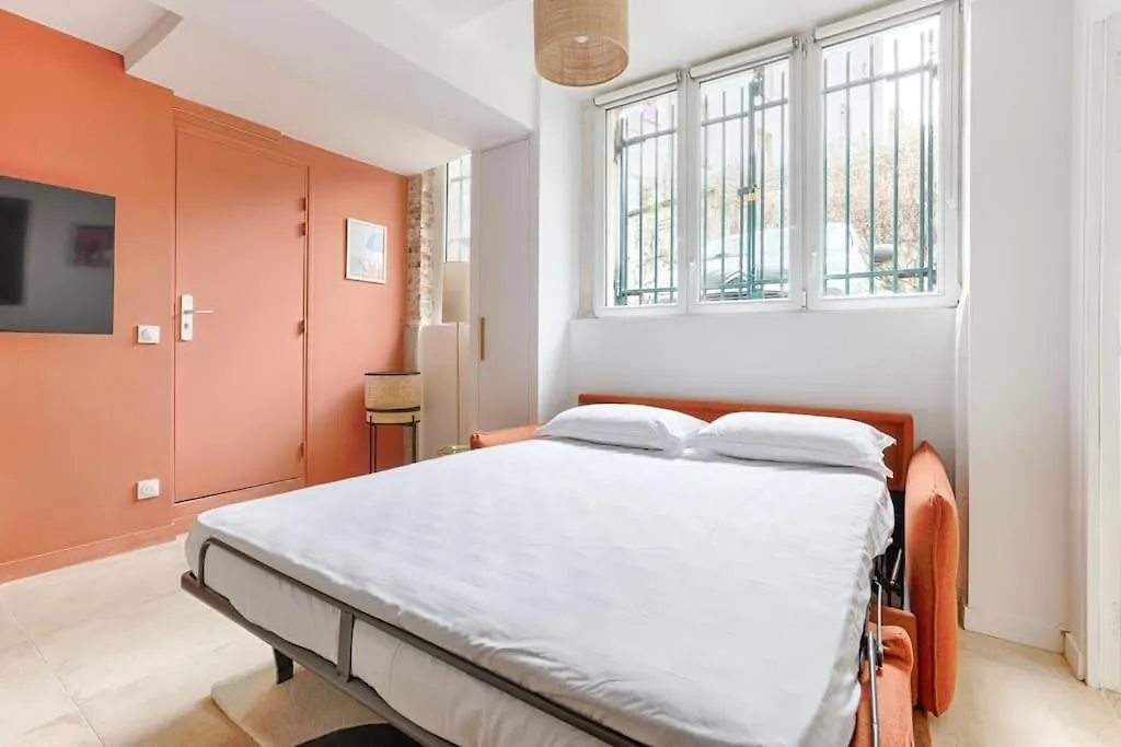 Mykeypers - Chic & Elegant Flat 2Br/6P- Republique Apartment Paris