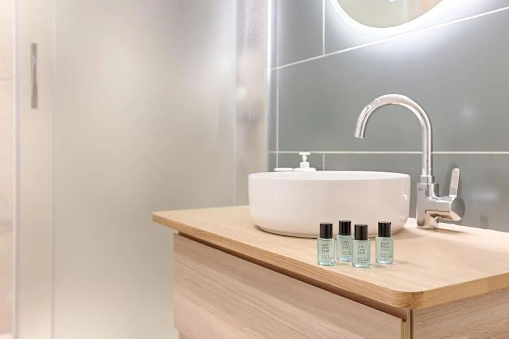 Mykeypers - Chic & Elegant Flat 2Br/6P- Republique Apartment Paris